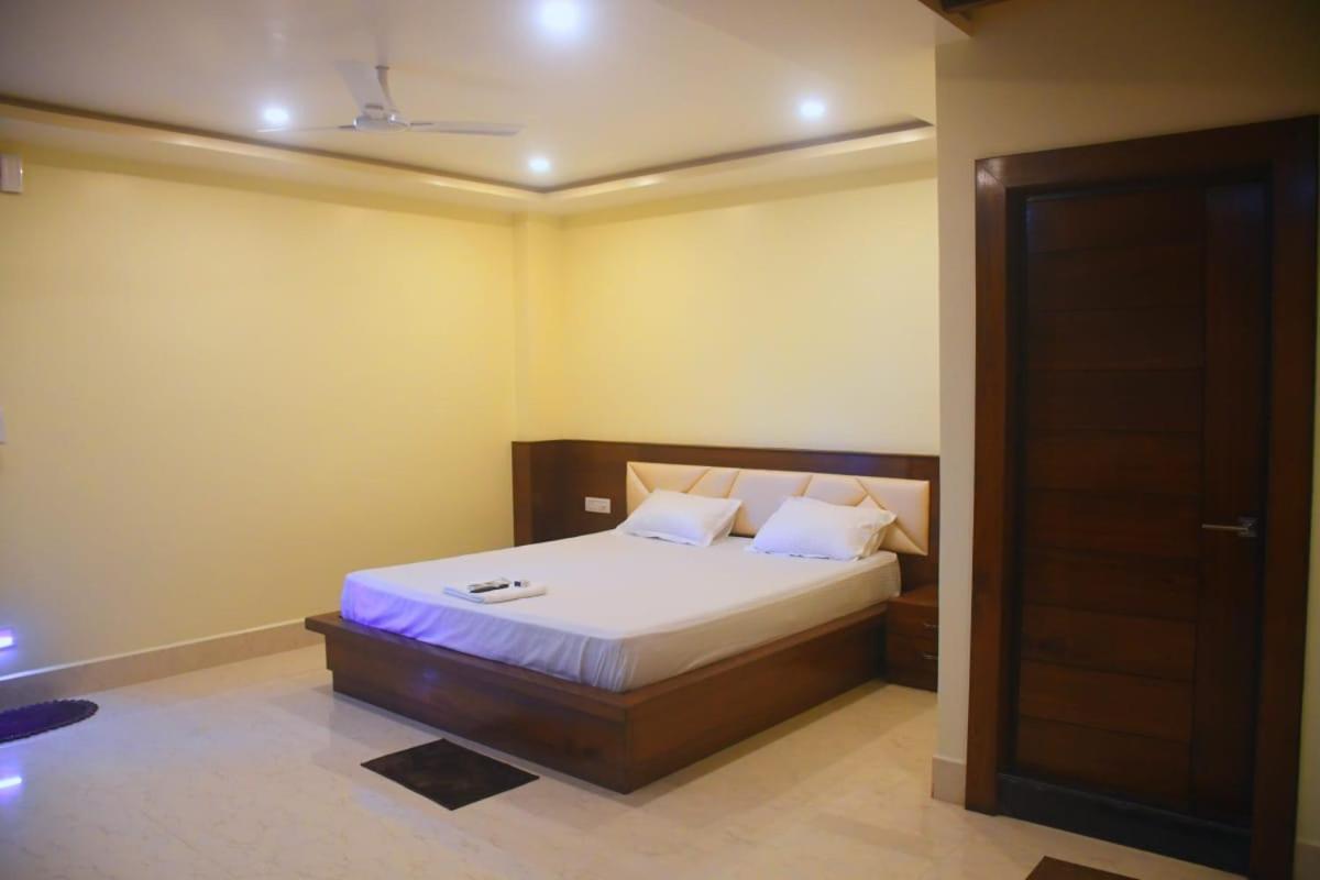 Prince Palace Jhargram Exterior foto